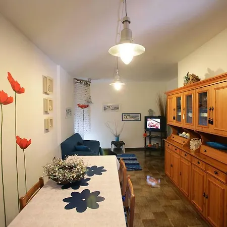 Appartement Red Flower House